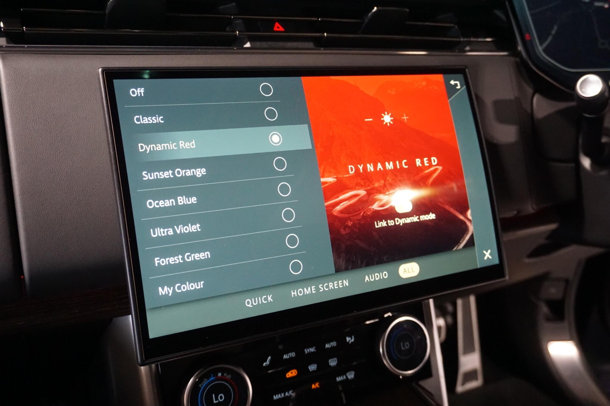Land Rover Range Rover 3.0 P440e 38.2kWh HSE SUV 5dr Petrol Plug-in Hybrid Auto 4WD Euro 6 (s/s) (440 ps)